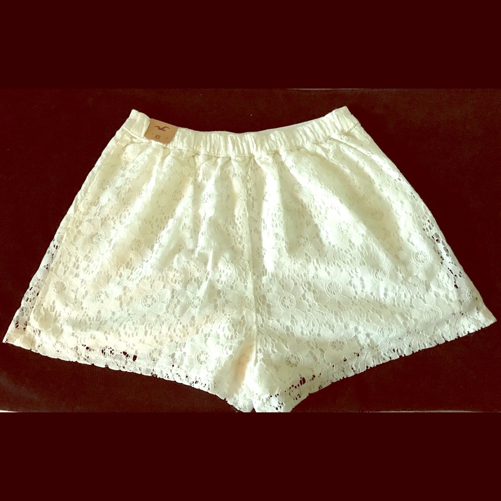 BRAND NEW GIRL’S LACE SHORTS